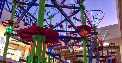 Altgarabía: An epic three-story tower with over 30 challenges, a free-fall system and an audiovisual light show.