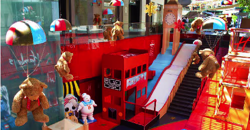 Hamleys: A London-inspired themed entrance with climbing and interactive games that bring the Hamleys spirit to life.